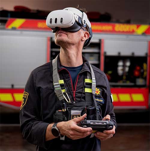 Enhancing First Responders’ Training with Simulators